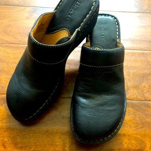 Born Clogs